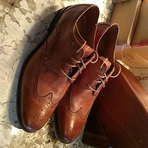 Mens Size 11 Florsheim wingtip Shoes